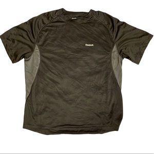 Reebok Men’s Play-Dry Athletic/Running Workout Shirt L
